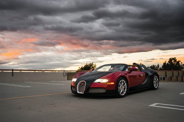 “Vua xe mui trần Bugatti Veyron Grand Sport chuẩn bị lên sàn - Ảnh 13.