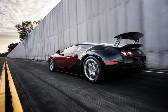 “Vua xe mui trần Bugatti Veyron Grand Sport chuẩn bị lên sàn - Ảnh 6.