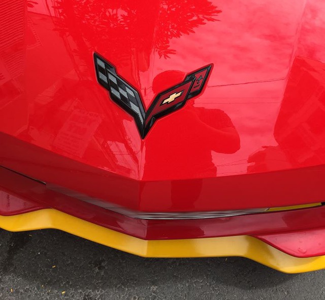 Choáng với bộ áo của quỷ dữ Chevrolet Corvette C7 Z06 tại Nha Trang - Ảnh 4.