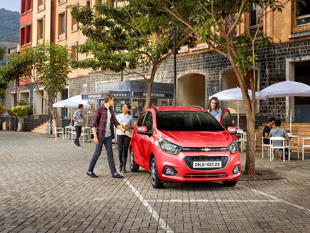 Chevrolet Spark 2018 chính thức ra mắt Việt Nam, giá từ 299 triệu Đồng - Ảnh 3. Chevrolet Spark 2018 chính thức ra mắt Việt Nam, giá từ 299 triệu Đồng - Ảnh 3.
