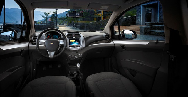 Chevrolet Spark 2018 chính thức ra mắt Việt Nam, giá từ 299 triệu Đồng - Ảnh 4.