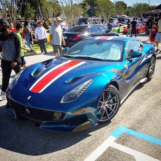 Dàn siêu xe triệu USD tham dự ngày hội Cars & Coffee tại Palm Beach - Ảnh 9.