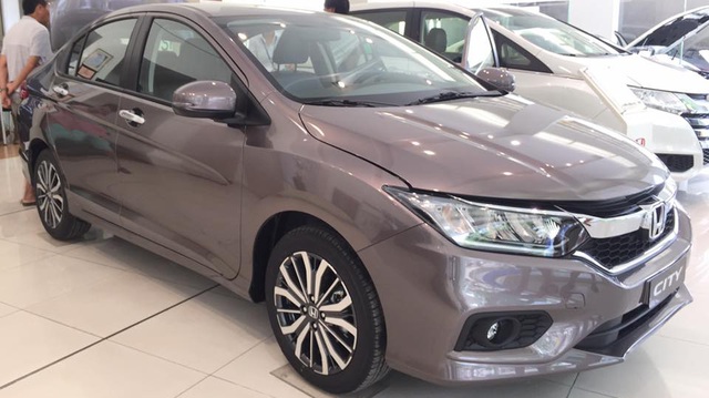 Cận cảnh Honda City 2017 mới ra mắt tại đại lý ở Việt Nam