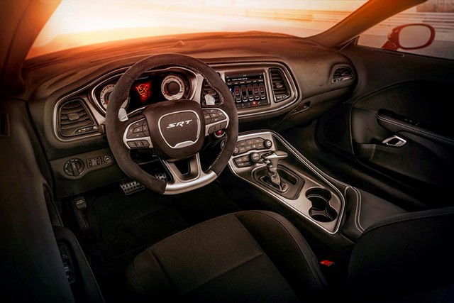 Dodge Challenger SRT Demon 2018 chính thức ra mắt, công suất 840 mã lực - Ảnh 12.