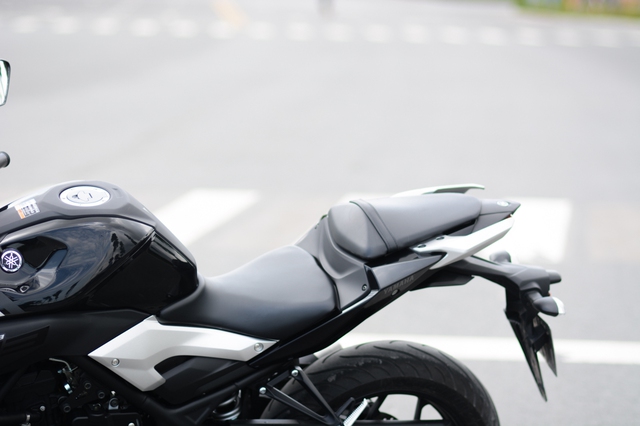 Cận cảnh naked bike Yamaha MT-03 có giá 139 triệu Đồng - Ảnh 7.