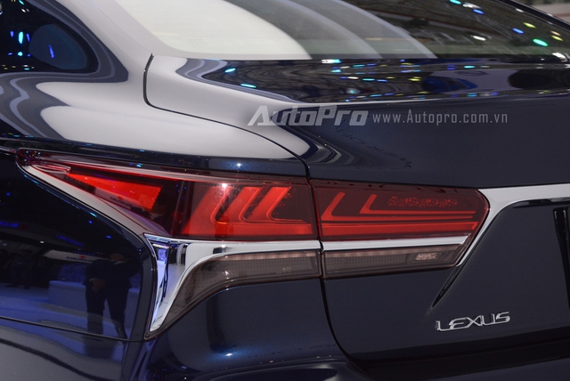 Khám phá Lexus LS 500h 2018, ngập tràn công nghệ, thiết kế đẹp mắt, tiết kiệm nhiên liệu - Ảnh 8.