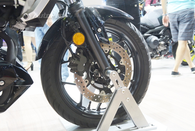 Yamaha MT-03 có giá bán 139 triệu Đồng tại Việt Nam - Ảnh 15. Yamaha MT-03 có giá bán 139 triệu Đồng tại Việt Nam - Ảnh 15.