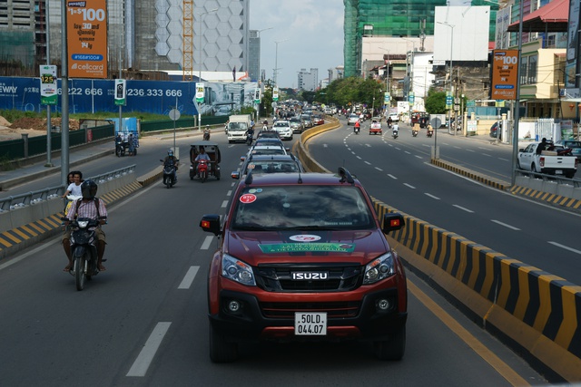 Choáng mức tiêu hao nhiên liệu của Isuzu D-Max - Ảnh 1.