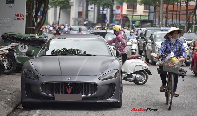 Những hình ảnh ấn tượng của siêu xe và xe siêu sang tại Hà Nội trong năm 2017 - Ảnh 33.