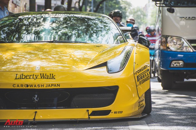 Ferrari 458 Liberty Walk độc nhất Việt Nam trở về màu nguyên bản - Ảnh 8.