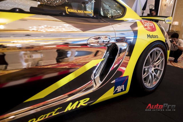Chi tiết xe đua thể thao Porsche Cayman GT4 ClubSport vừa được giới thiệu tại Việt Nam - Ảnh 5.
