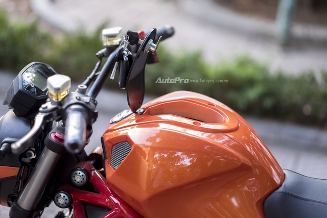 Cận cảnh xe điện mang kiểu dáng Ducati Monster, giá 25 triệu Đồng tại Hà Nội - Ảnh 10.