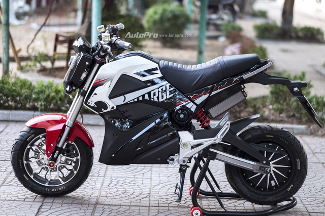 Cận cảnh xe điện mang kiểu dáng Ducati Monster, giá 25 triệu Đồng tại Hà Nội - Ảnh 18.