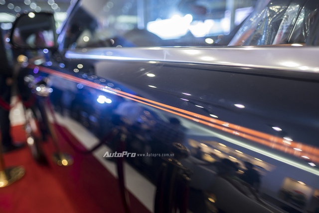 Cận cảnh xế siêu sang Rolls-Royce Dawn tại Hà Nội - Ảnh 6.