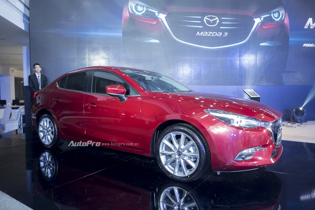 Cận cảnh Mazda3 2017 cao cấp nhất, giá hơn 800 triệu Đồng - Ảnh 3.