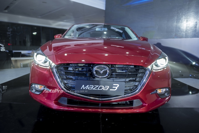 Cận cảnh Mazda3 2017 cao cấp nhất, giá hơn 800 triệu Đồng - Ảnh 2.