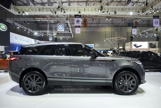 Range Rover Velar vừa ra mắt Việt Nam có gì hấp dẫn? - Ảnh 1.