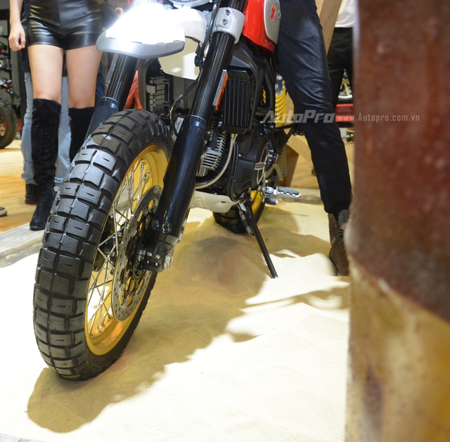 Chi tiết Ducati Scrambler Desert Sled 2017 giá 429 triệu Đồng tại Việt Nam - Ảnh 3.