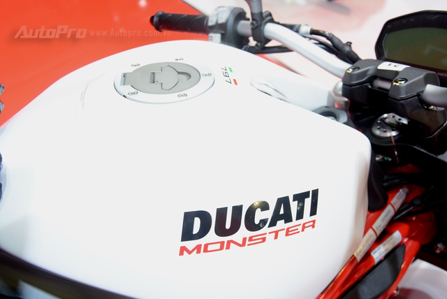 Chi tiết Ducati Monster 797 2017 tại thị trường Việt Nam, giá từ 388 triệu Đồng  - Ảnh 7.