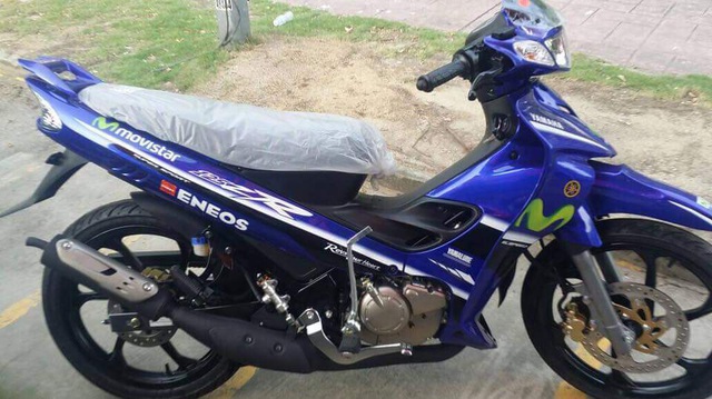 Xe côn tay 2 kỳ Yamaha 125ZR 2017 có thêm phiên bản Movistar