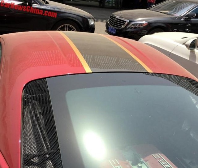 Hàng hiếm Ferrari 458 Italia phiên bản rồng phủ bụi tại Trung Quốc - Ảnh 8.
