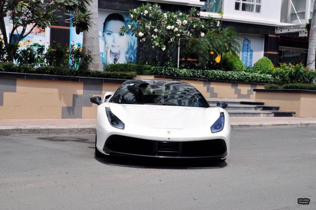 Ferrari 488 GTB mà tay chơi Hà thành vừa tậu là của Cường Đô-la - Ảnh 1.