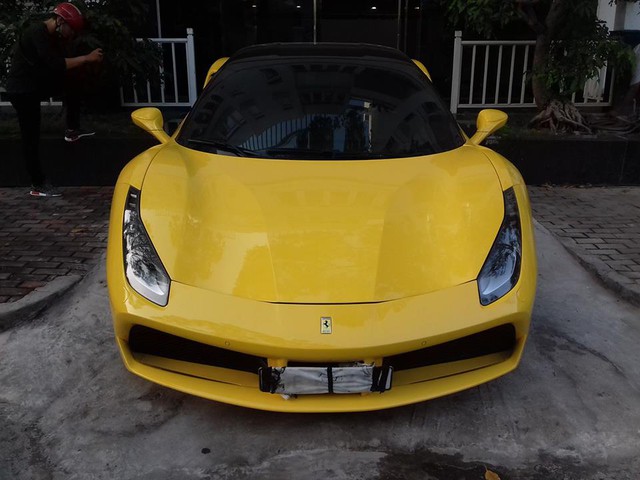 Ferrari 488 GTB của đại gia Hà Nội xuất hiện trong garage Cường Đô-la - Ảnh 3.