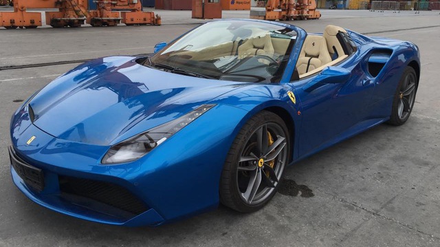 Ferrari 488 Spider đầu tiên về Việt Nam tái xuất tại Hải Phòng