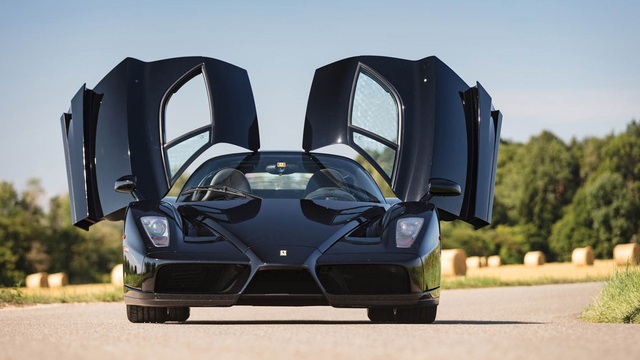 Ferrari Enzo - "Ngựa càng già, giá càng chát"
