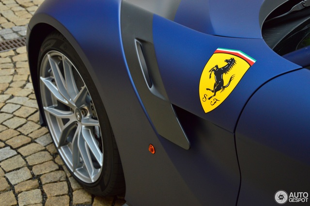 Hàng hiếm Ferrari F12tdf màu lạ xuất hiện tại Cộng hòa Séc - Ảnh 7.