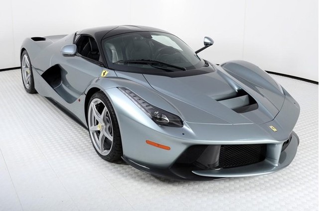 Đã qua sử dụng, Ferrari LaFerrari vẫn có giá gần 91 tỷ Đồng - Ảnh 4.