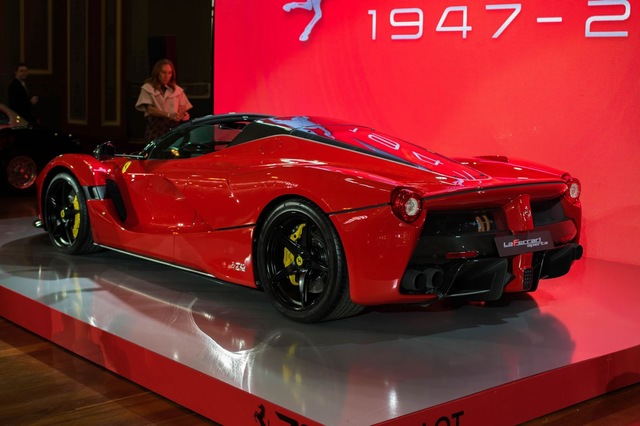 Siêu phẩm Ferrari LaFerrari Aperta ra mắt tại Úc - Ảnh 4.