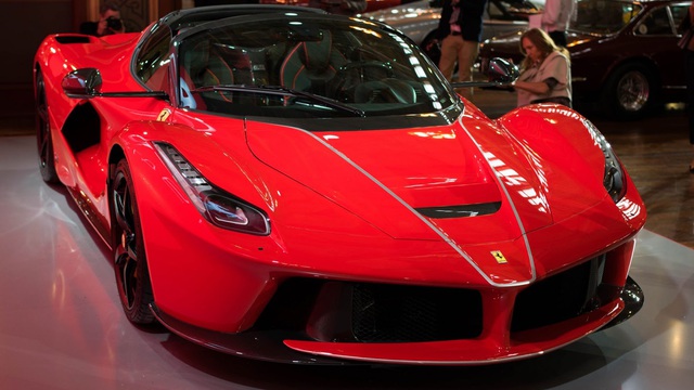 Siêu phẩm Ferrari LaFerrari Aperta ra mắt tại Úc