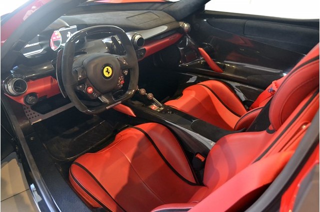 Ngày càng nhiều Ferrari LaFerrari được rao bán với mức giá khóc thét - Ảnh 11.