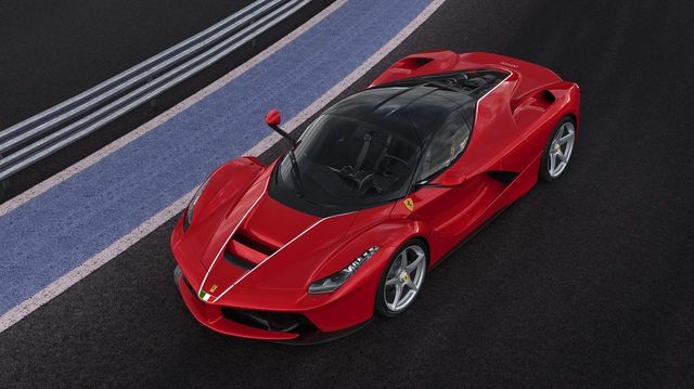 Võ sỹ triệu phú Floyd Mayweather khoe vừa mua một cặp siêu xe Ferrari LaFerrari