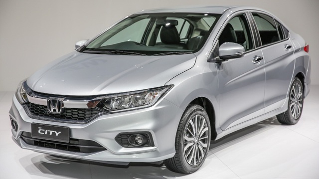 Honda City 2017 mới ra mắt "bán chạy như tôm tươi"