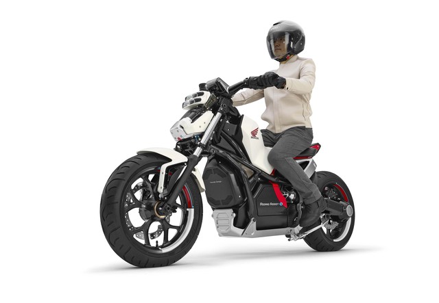 Honda hé lộ hình ảnh của mẫu mô tô tự cân bằng và chống đổ thứ hai - Ảnh 3. Honda hé lộ hình ảnh của mẫu mô tô tự cân bằng và chống đổ thứ hai - Ảnh 3.