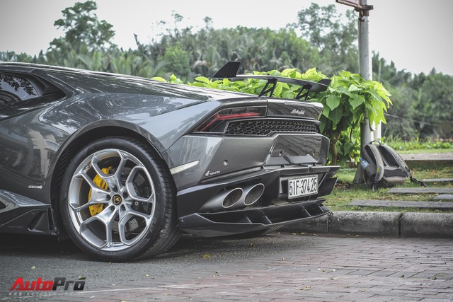 Lamborghini Huracan lên bodykit chính hãng 22.500 USD tại Việt Nam - Ảnh 6.