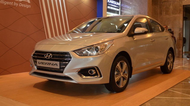 "Phát thèm" với xe chưa đến 300 triệu Đồng Hyundai Verna 2017 vừa ra mắt Ấn Độ