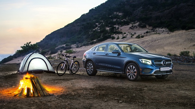 Được đà ăn khách, Mercedes-Benz tung ra phiên bản GLC 300 4MATIC Coupé