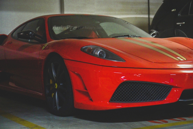 Bắt gặp Ferrari 430 Scuderia từng thuộc sở hữu Dũng mặt sắt làm bạn với bụi trong hầm đỗ xe - Ảnh 10.