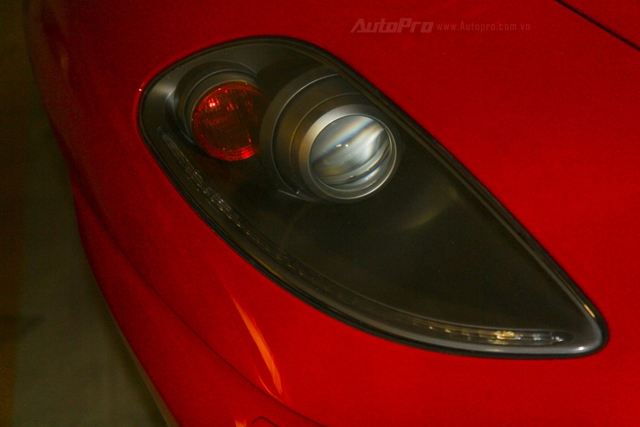 Bắt gặp Ferrari 430 Scuderia từng thuộc sở hữu Dũng mặt sắt làm bạn với bụi trong hầm đỗ xe - Ảnh 13.