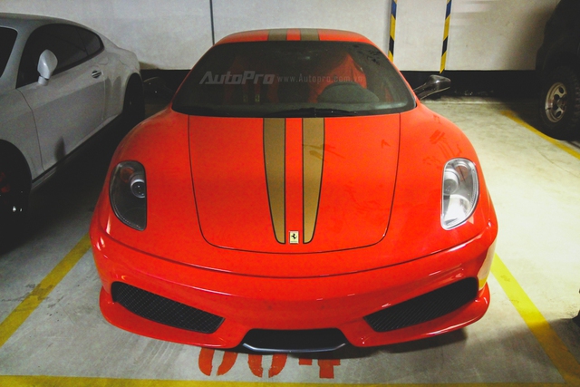 Bắt gặp Ferrari 430 Scuderia từng thuộc sở hữu Dũng mặt sắt làm bạn với bụi trong hầm đỗ xe - Ảnh 5.