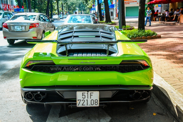 Siêu xe Lamborghini Huracan xanh cốm của đại gia kín tiếng Sài thành độ khủng - Ảnh 21.