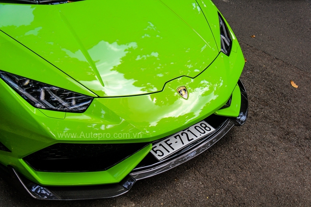Siêu xe Lamborghini Huracan xanh cốm của đại gia kín tiếng Sài thành độ khủng - Ảnh 7.