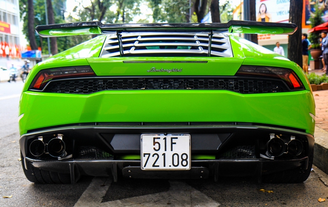 Siêu xe Lamborghini Huracan xanh cốm của đại gia kín tiếng Sài thành độ khủng - Ảnh 6.