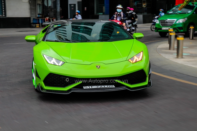Siêu xe Lamborghini Huracan xanh cốm của đại gia kín tiếng Sài thành độ khủng - Ảnh 15.