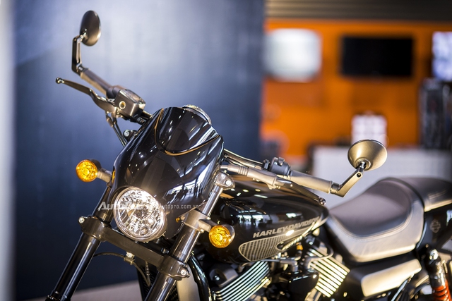 Cận cảnh Harley-Davidson Street Rod 2017 giá 415 triệu - Ảnh 2.