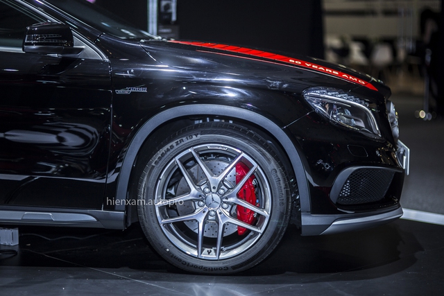 Cận cảnh Mercedes-Benz GLA 45 AMG giá 2,279 tỉ đồng - Ảnh 3.
