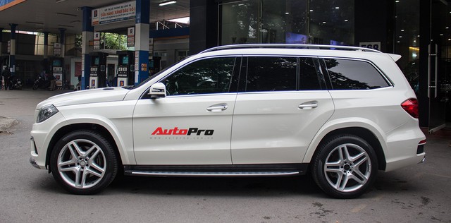 SUV 7 chỗ hạng sang Mercedes GL500 4MATIC cũ rao bán giá 3,7 tỷ đồng tại Hà Nội - Ảnh 3. SUV 7 chỗ hạng sang Mercedes GL500 4MATIC cũ rao bán giá 3,7 tỷ đồng tại Hà Nội - Ảnh 3.